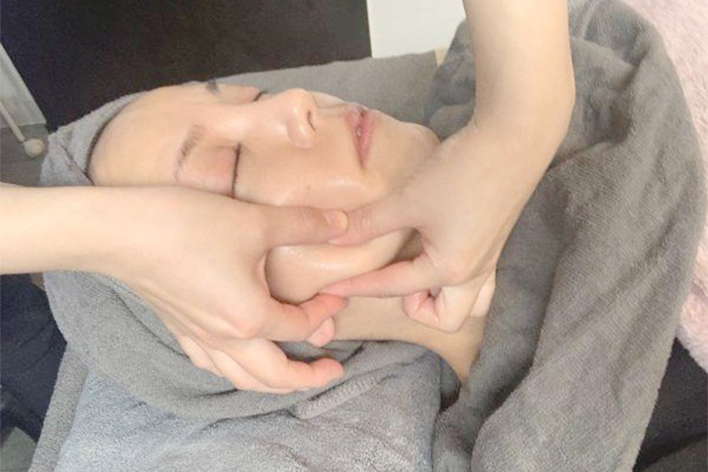 炭酸ヘッドマッサージ